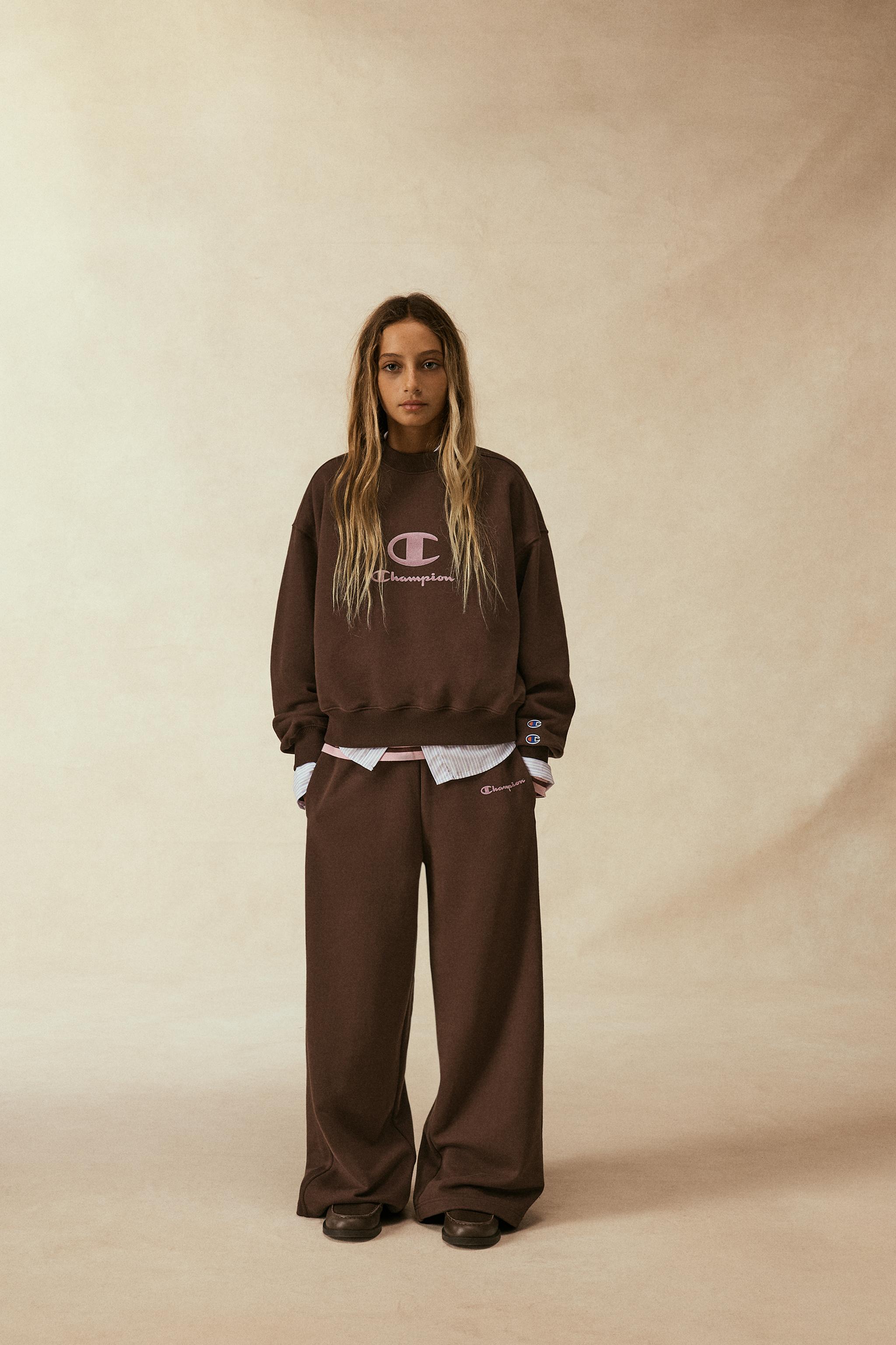 CHAMPION ® X ZARA FLOCKED TEXT SWEATSHIRT
